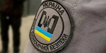 Колишній високопосадовець БЕБ знайшов у сейфі покійного батька майже 30 млн грн