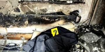 У Рівному син облив батька бензином і підпалив його