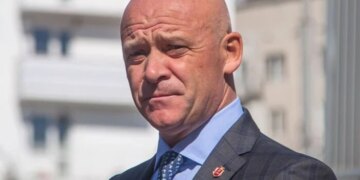 Суд продовжив строк дії обов’язків для Труханова