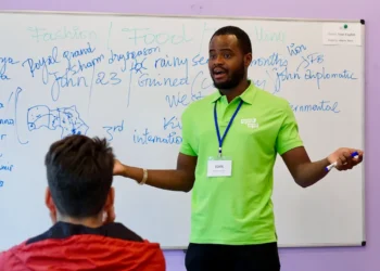 Розмовні клуби з носіями англійської мови у Києві від Speak Well