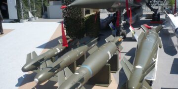 Українські літаки отримали високоточні КАБи від Франції