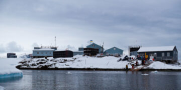 НАТО попереджає: рф стане сильнішою в Арктиці після війни в Україні