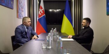 Зеленський і Фіцо зідзвонилися на тлі суперечок щодо “Дружби”: перші деталі