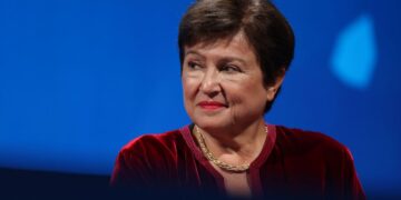 МВФ готовий негайно переглянути програму для України: за якої умови