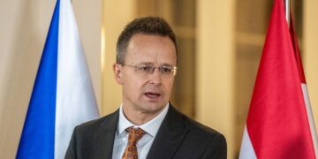 Угорщина зупинила постачання дизельного палива Україні