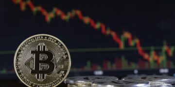 Кінець криптоейфорії? Біткоїн впав до найнижчої відмітки з моменту переобрання Трампа