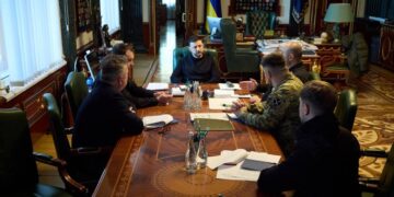 Проти “заплямованих” облич: скільки українців вимагають повної зміни влади після війни