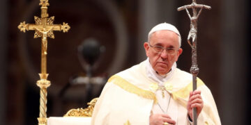 Ексрадник Трампа та Епштейн обговорювали можливість дискредитації Папи Франциска – CNN