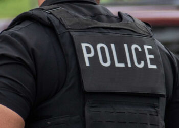 Поліція проводить четвертий день обшуків у маєтку принца Ендрю