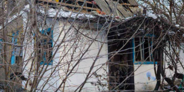 Вибухова хвиля знищила будинки: на Київщині показали місце падіння БпЛА, – ФОТО