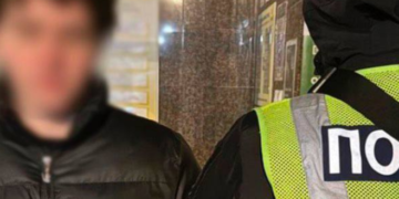 Гроші, скандал і розваги під час блекауту: в Києві розшукали вуличного хулігана