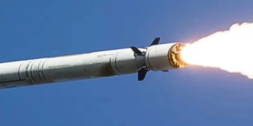 Київ і область під загрозою обстрілу: ППО застерігає про підвищену небезпеку