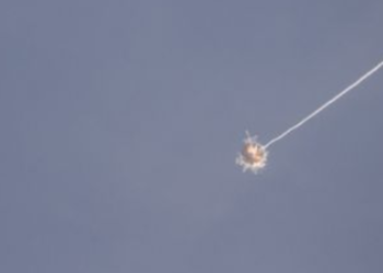 Вибухи, сирени і жертви в передмісті Києва: де впали уламки БпЛА