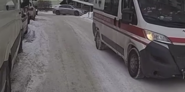 Сильний удар посеред вулиці в Києві: жінка не могла поворухнутися