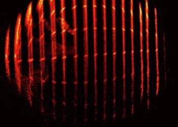 Вчені зробили швидкість світла видимою