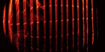 Вчені зробили швидкість світла видимою