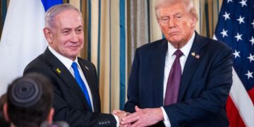 Трамп домовився з Нетаньяху тиснути на Іран: Axios дізналося метод примусу до угоди