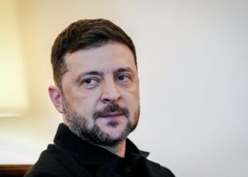 “Із задоволенням прийняв би”: Зеленський про ядерну зброю від Британії та Франції