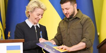 Україна вступить в ЄС до 2027 року? Politico розкрило план із 5 кроків