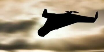 Під Полтавою впав ворожий безпілотник, пошкоджено покрівлю будинку