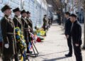 Зеленський та прем'єр Нідерландів вшанували загиблих воїнів біля Стіни пам'яті в Києві