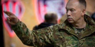 Сирський розкрив особливості нинішньої війни і ухвалив рішення для оборони на Донеччині