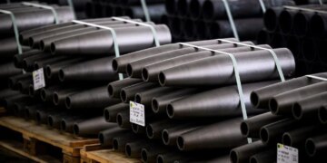 Пентагон розглядає можливість перенаправити призначену Україні зброю на Близький Схід – WP