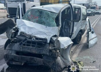 У Києві смертельна ДТП на Кільцевій дорозі – авто виїхало на зустрічну