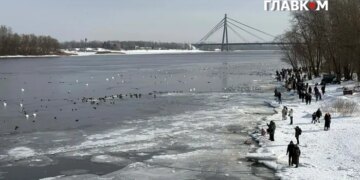 До +15° на заході і мокрий сніг на сході: прогноз погоди на 4 березня 2026