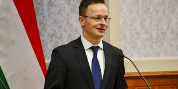 Сійярто звинуватив Україну в атаці на газопровід “Турецький потік”