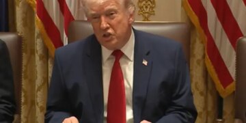 «Це не наша війна». Трамп зробив заяву про Україну