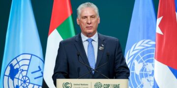 Президент Куби вперше підтвердив переговори зі США та поскаржився на тиск