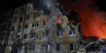 У Харкові зруйновано цілий під’їзд: є загиблі, під завалами люди (оновлено)