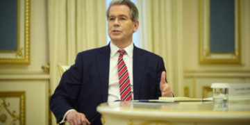 Штати можуть зняти санкції з російської нафти, щоб стабілізувати ринок – Бессент