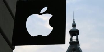 Apple представила iPhone 17e з чіпом A19 та подвоєним об’ємом пам’яті