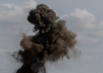 Ворог повторно атакував цивільну інфраструктуру Одещини, є пошкодження