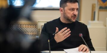 Зеленський: Скасування санкцій проти Росії не допоможе світу, а лише Росії