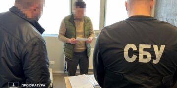 Збитки на ₴5,6 мільйона: у трьох областях викрили схему розкрадань на закупівлі медобладнання