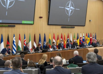 На саміті в Туреччині НАТО зосередиться на дронах та військових технологіях — Bloomberg