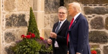 Стармер та Трамп обговорили розблокування Ормузької протоки