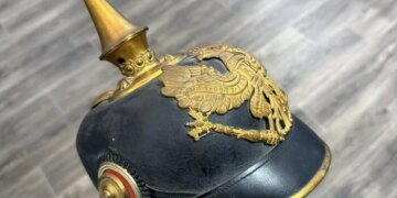 Київські митники завадили вивезенню до США рідкісного німецького шолома 1915 року
