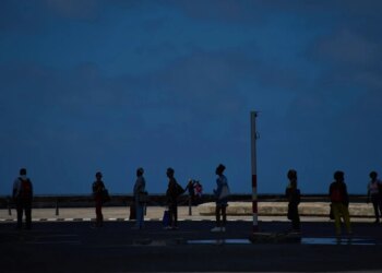 Масштабний блекаут залишив мільйони людей без світла на Кубі