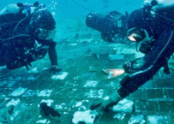 Несподівана знахідка в Бермудському трикутнику: експедиція натрапила на уламок «Челленджера»