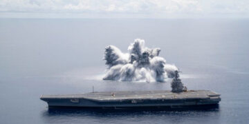 У Середземному морі загорівся санкційний російський танкер