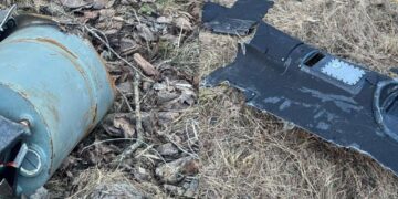 Небезпечна знахідка у лісопарку: в Києві виявили боєприпас від російського БпЛА