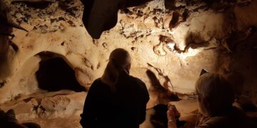 Неандертальці 350 тисяч років жили на межі зникнення: вчені з’ясували причину