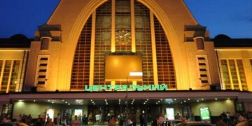 Київські вокзали працюватимуть за новим часом: що потрібно знати пасажирам