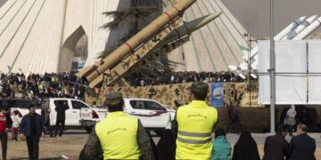 Іран балістикою вдарив по найбільшому в світі ЗПГ-комплексу в Катарі