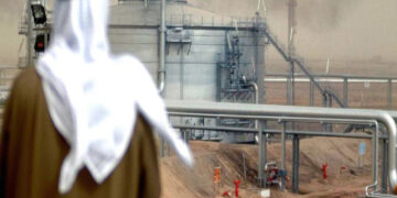 Саудівська Аравія піднімає ціну на нафту через ескалацію на Близькому Сході