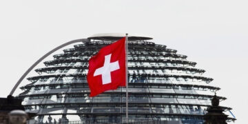 Швейцарія збільшує витрати на ППО
